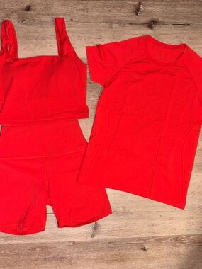 CRZ YOGA Butterluxe Red Activewear Set - Crop Tank, High-Waist Shorts & Tee